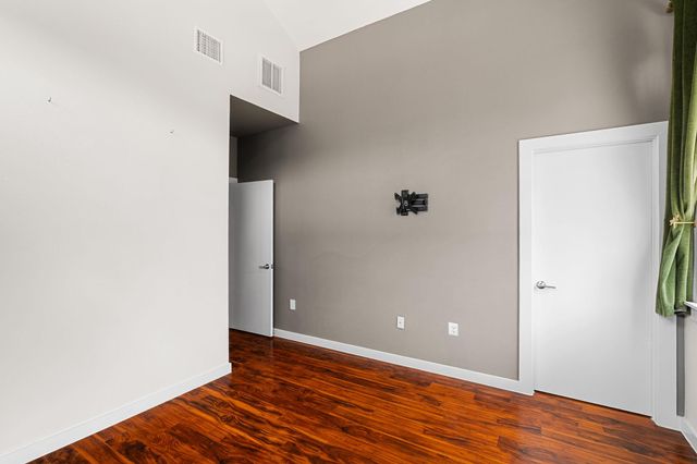 705 N Bluff DR 6, Austin, TX 78745