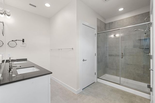 705 N Bluff DR 6, Austin, TX 78745