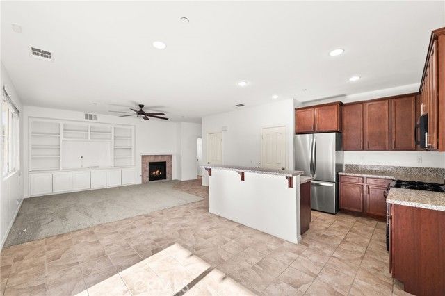 18364 Damiana, San Bernardino, CA 92407