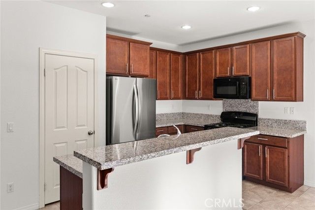 18364 Damiana, San Bernardino, CA 92407