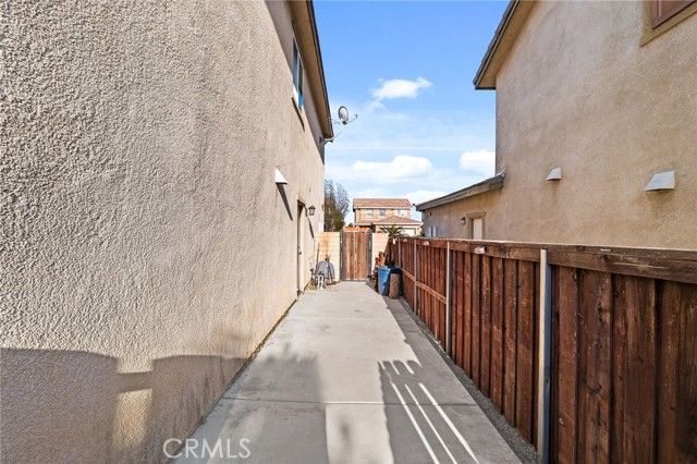 18364 Damiana, San Bernardino, CA 92407