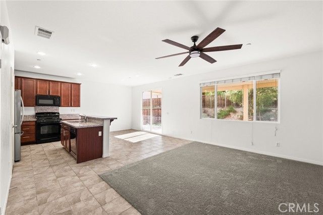 18364 Damiana, San Bernardino, CA 92407