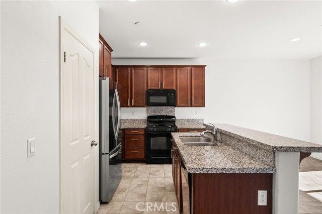 18364 Damiana, San Bernardino, CA 92407