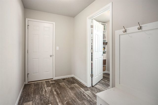 1655 Tea Pond Court, Vicksburg, MI 49097