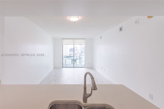 333 NE 24th St 1811, Miami, FL 33137