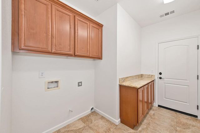 3800 Millbrae Rd, Cameron Park, CA 95682