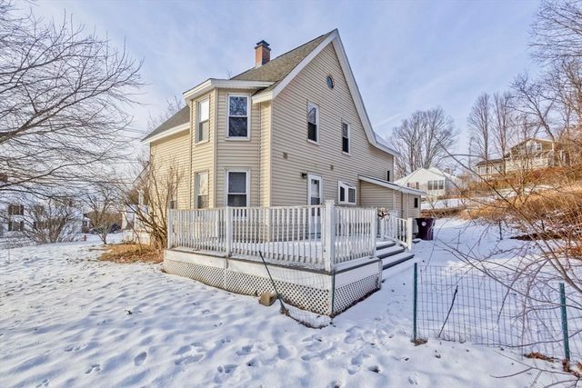 28 Miller St, Ludlow, MA 01056