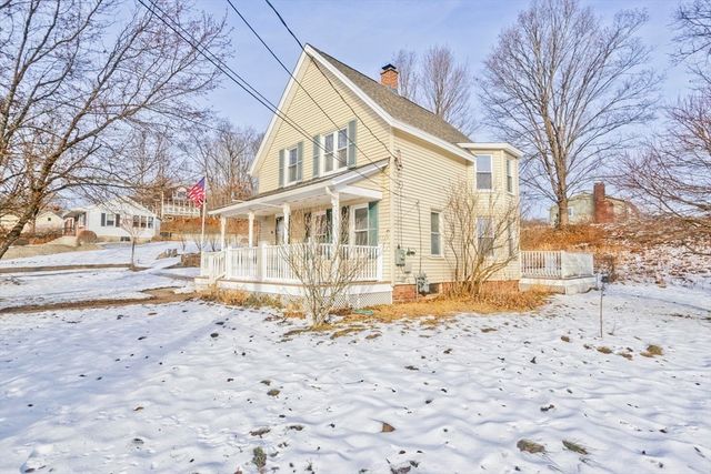 28 Miller St, Ludlow, MA 01056