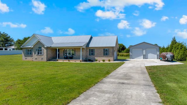 3896 Lynchburg Rd, Winchester, TN 37398
