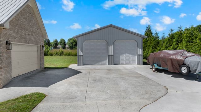 3896 Lynchburg Rd, Winchester, TN 37398