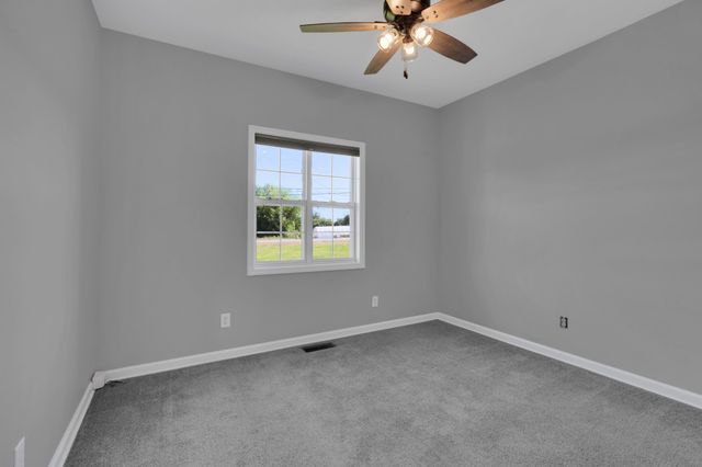 3896 Lynchburg Rd, Winchester, TN 37398