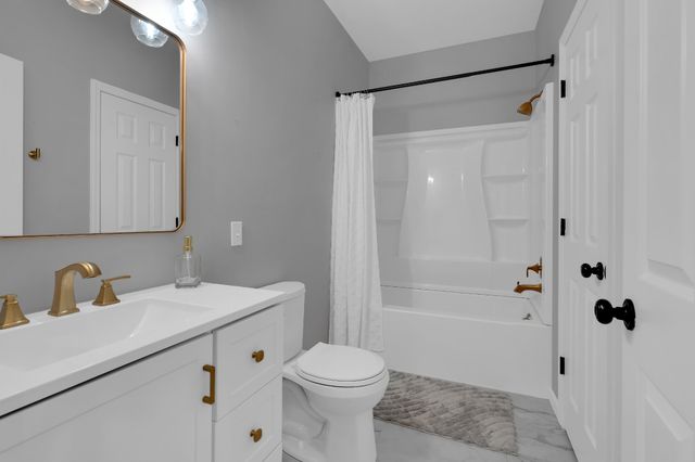 3896 Lynchburg Rd, Winchester, TN 37398