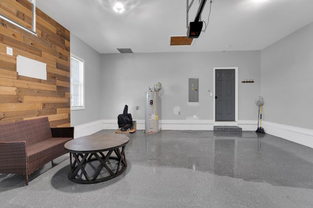3896 Lynchburg Rd, Winchester, TN 37398