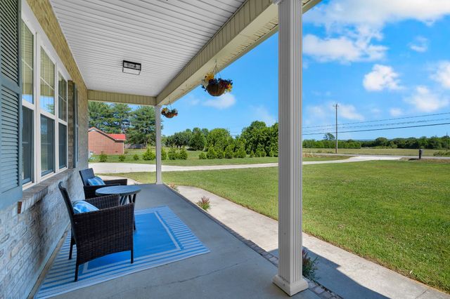 3896 Lynchburg Rd, Winchester, TN 37398