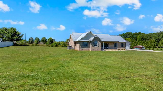 3896 Lynchburg Rd, Winchester, TN 37398