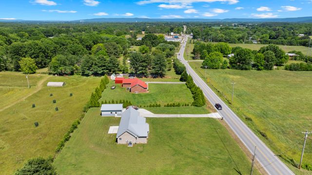 3896 Lynchburg Rd, Winchester, TN 37398