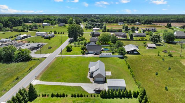 3896 Lynchburg Rd, Winchester, TN 37398