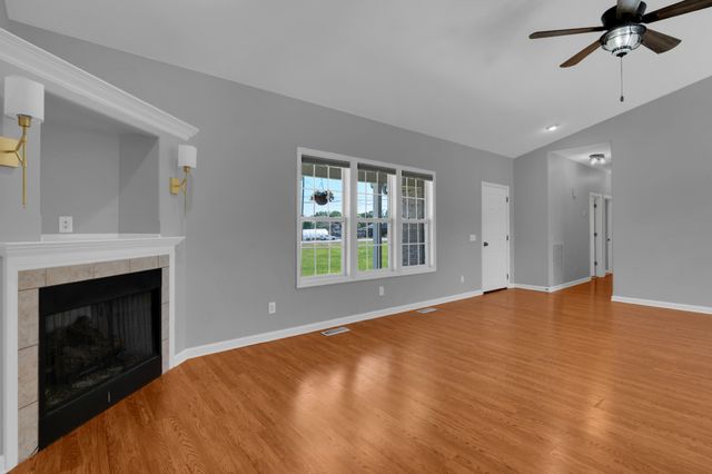 3896 Lynchburg Rd, Winchester, TN 37398