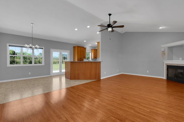 3896 Lynchburg Rd, Winchester, TN 37398