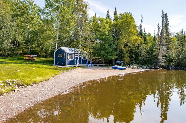 5226 Pontoon Bay Road, Duluth, MN 55803