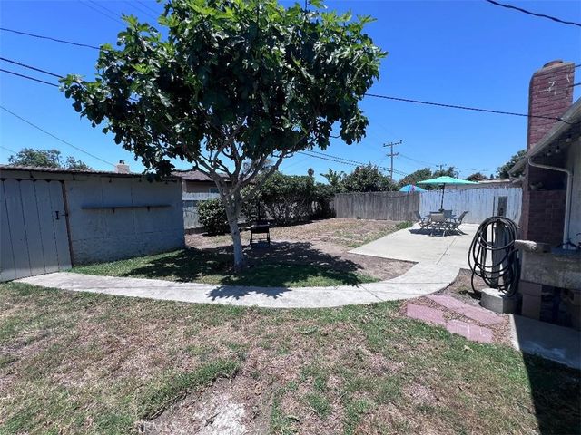 1139 S Western Avenue, Santa Maria, CA 93458