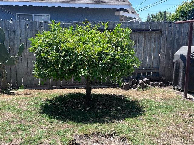 1139 S Western Avenue, Santa Maria, CA 93458