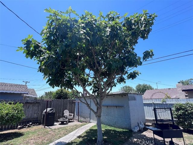 1139 S Western Avenue, Santa Maria, CA 93458