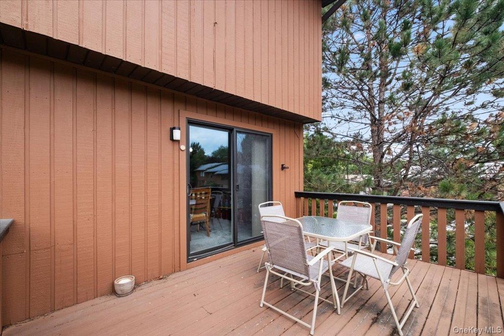 226 Coachlight Square, Montrose, NY 10548 — photo 5