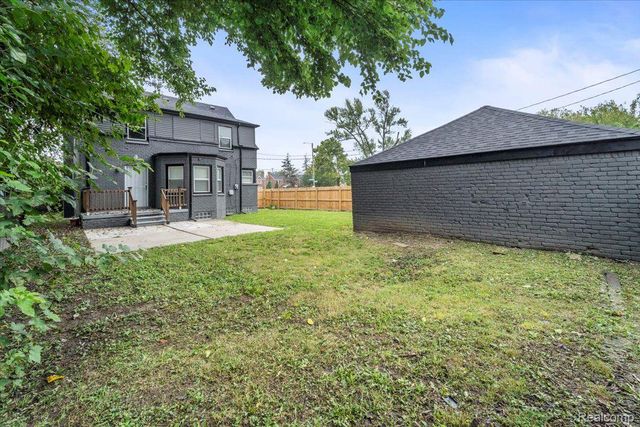11943 E OUTER Drive, Detroit, MI 48224