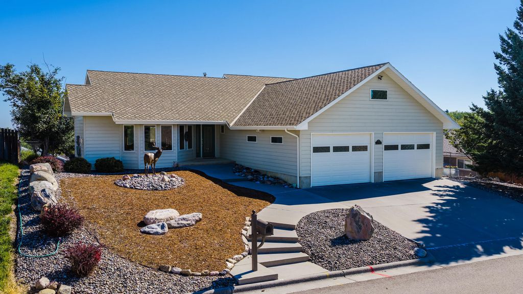 917 Erie Drive, Buffalo, WY 82834 photo 3