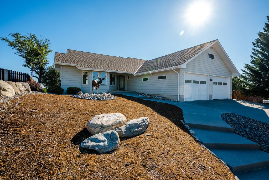 917 Erie Drive, Buffalo, WY 82834 photo 4