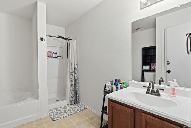 10727 Shaencrossing, San Antonio, TX 78254