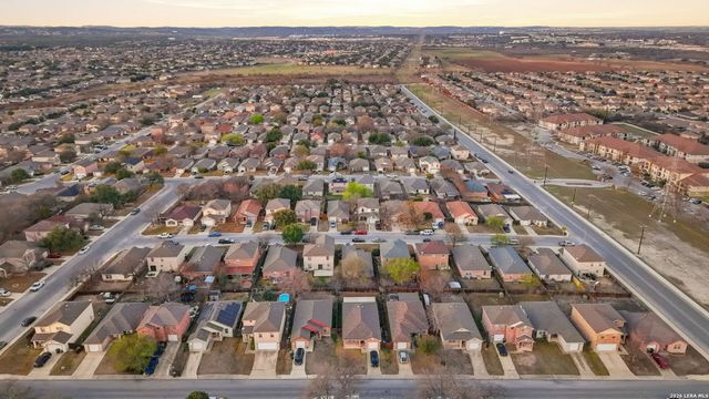 10727 Shaencrossing, San Antonio, TX 78254