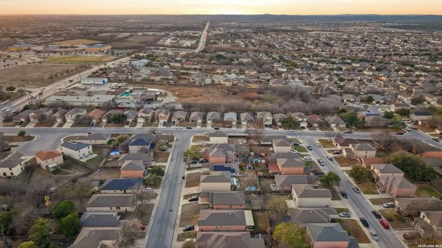 10727 Shaencrossing, San Antonio, TX 78254