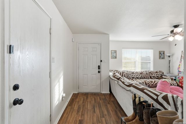 10727 Shaencrossing, San Antonio, TX 78254