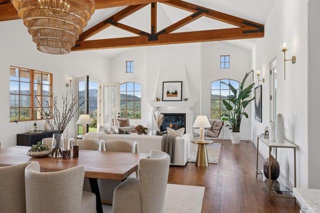 5792 Futura Way, Santa Rosa, CA 95409