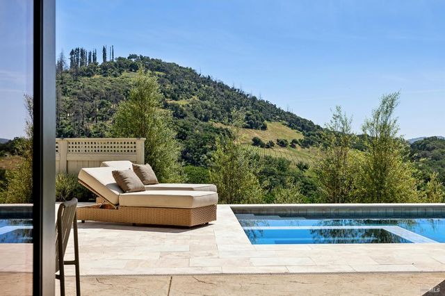 5792 Futura Way, Santa Rosa, CA 95409