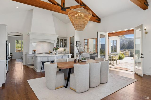 5792 Futura Way, Santa Rosa, CA 95409