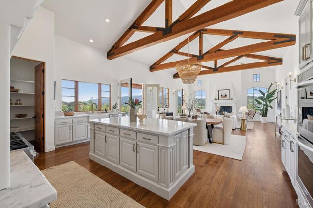 5792 Futura Way, Santa Rosa, CA 95409