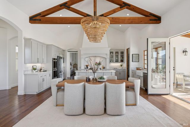 5792 Futura Way, Santa Rosa, CA 95409