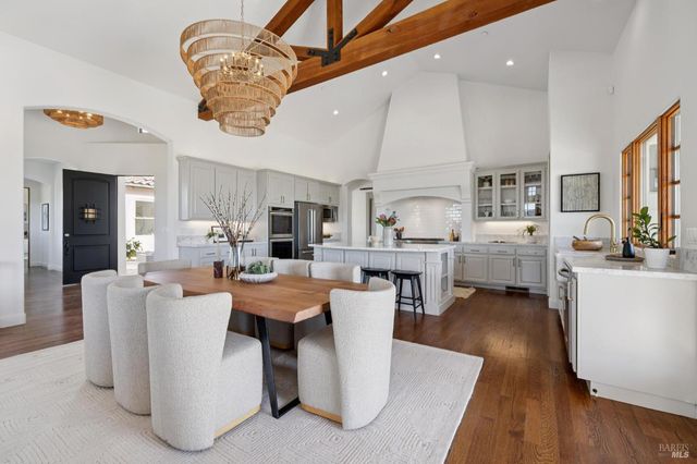 5792 Futura Way, Santa Rosa, CA 95409