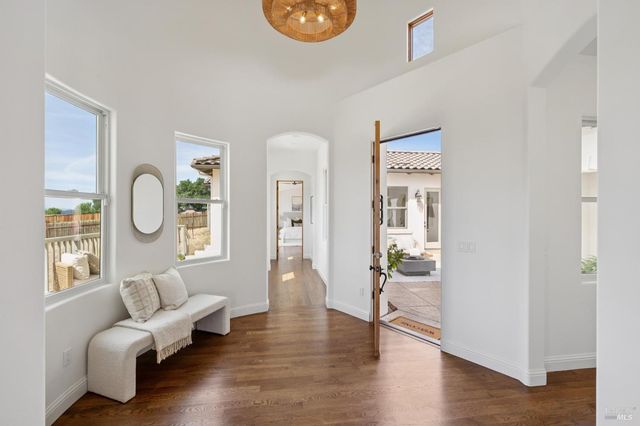 5792 Futura Way, Santa Rosa, CA 95409