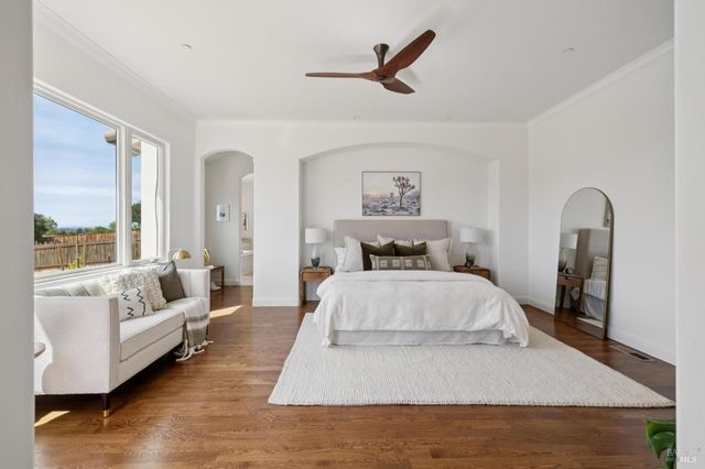 5792 Futura Way, Santa Rosa, CA 95409