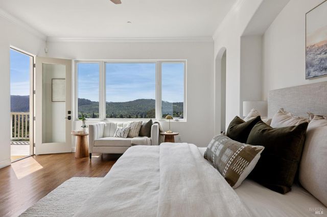 5792 Futura Way, Santa Rosa, CA 95409