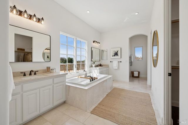 5792 Futura Way, Santa Rosa, CA 95409