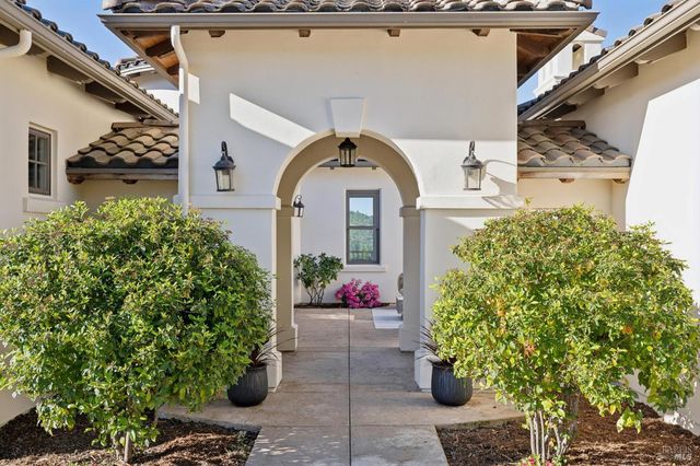 5792 Futura Way, Santa Rosa, CA 95409