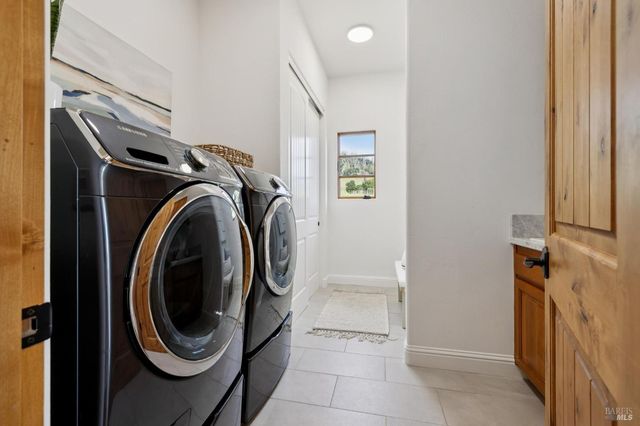 5792 Futura Way, Santa Rosa, CA 95409