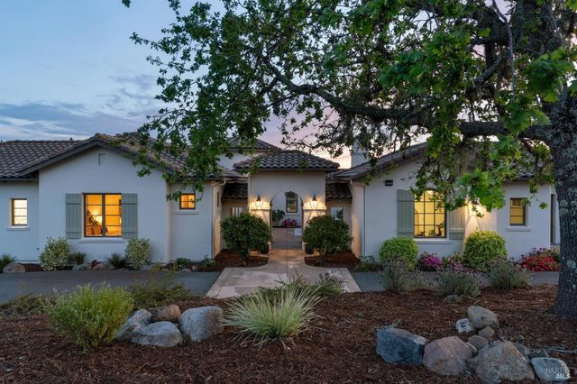 5792 Futura Way, Santa Rosa, CA 95409