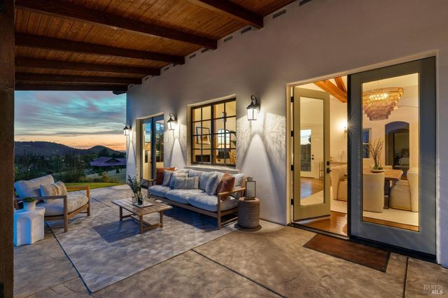 5792 Futura Way, Santa Rosa, CA 95409