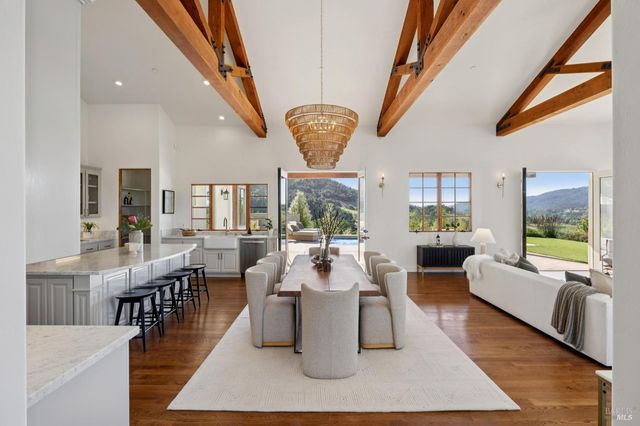 5792 Futura Way, Santa Rosa, CA 95409